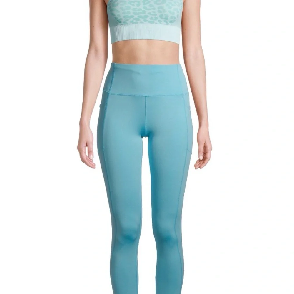 Avia Seamless Mint Leopard Print Sports Bra - Picture 3 of 4